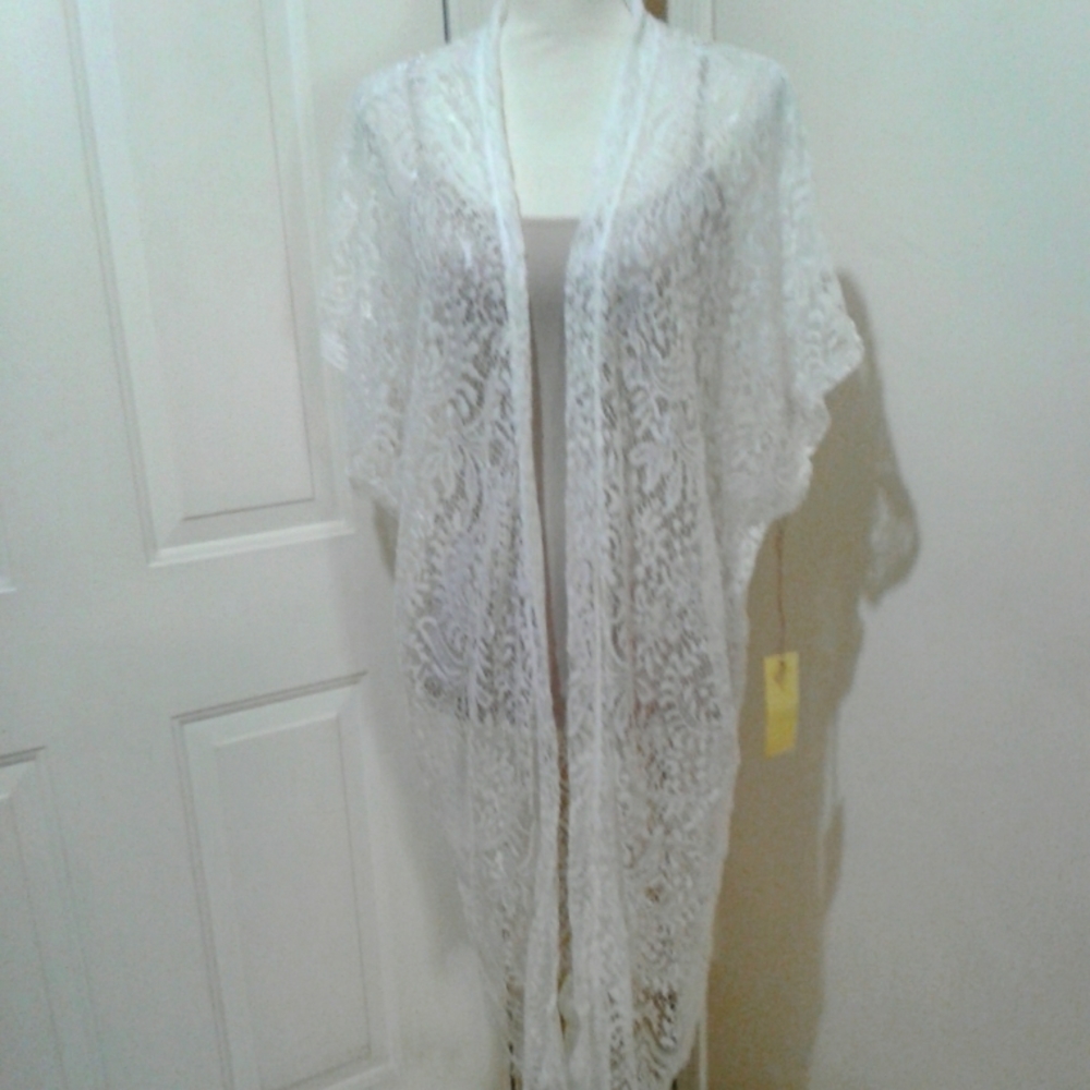 🌺 NWT Paper+Tee Long White Lace Coverup